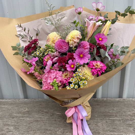 Deluxe Seasonal Bouquet