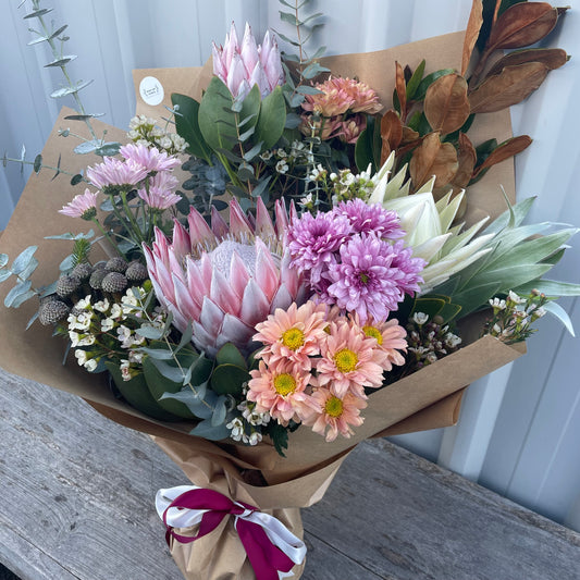 Deluxe Native Bouquet
